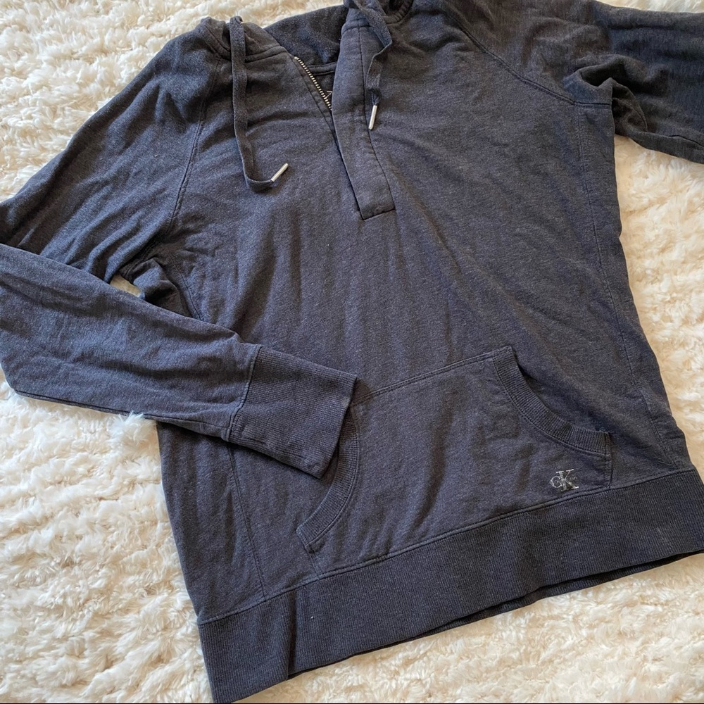 Calvin Klein Sweater